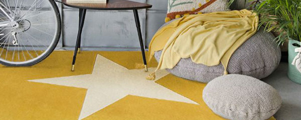 tapis jaune moutarde